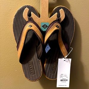 Sperry sandals